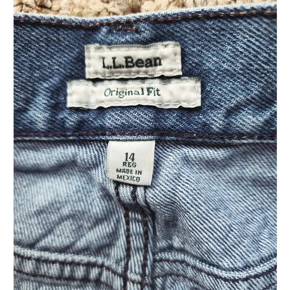 L. L. Bean Women's Size 14 Original Fit Straight Leg Blue Denim Jeans - Picture 5 of 9